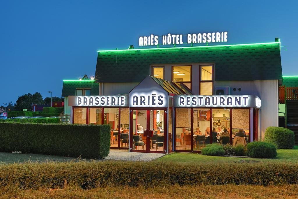 Brit Hotel Aries, Argentan Exteriér fotografie